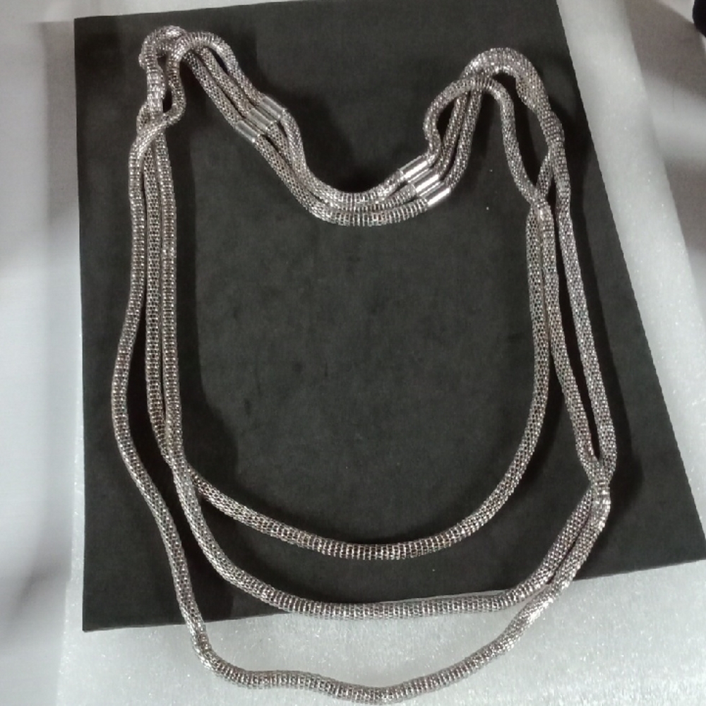 Silver Tone Mesh Necklace #A338